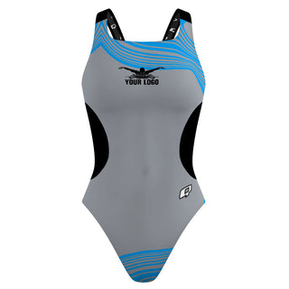 Traje 8 - Classic Strap Swimsuit