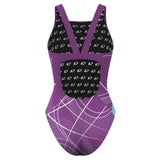 12/09/2021 - Classic Strap