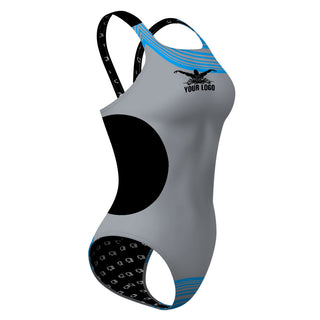 Traje 8 - Classic Strap Swimsuit